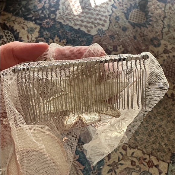 Rue De Seine "Desert Rose" Bridal Veil - Ivory - New/Never Worn - Picture 3 of 9